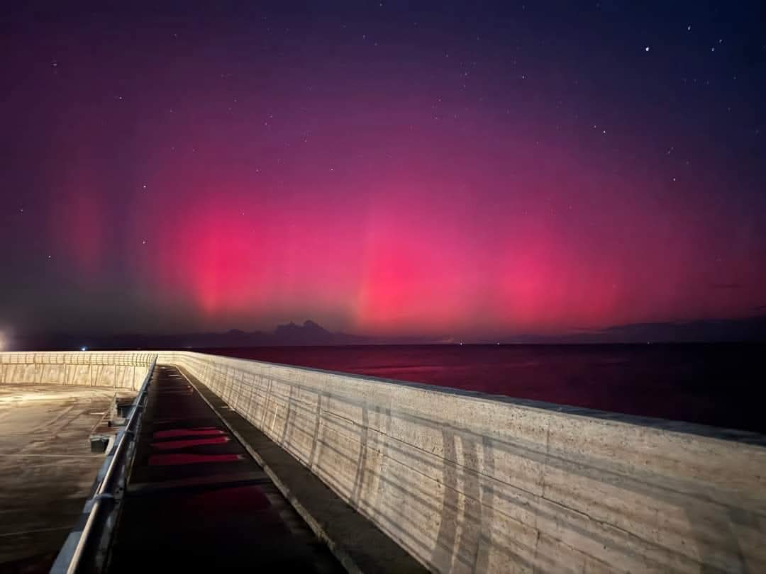 STASERA POSSIBILE AURORA BOREALE IN ITALIA? SCOPRIAMOLO
